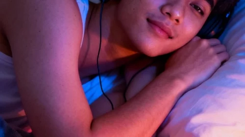 ฟังเพลงสบายๆก่อนนอน