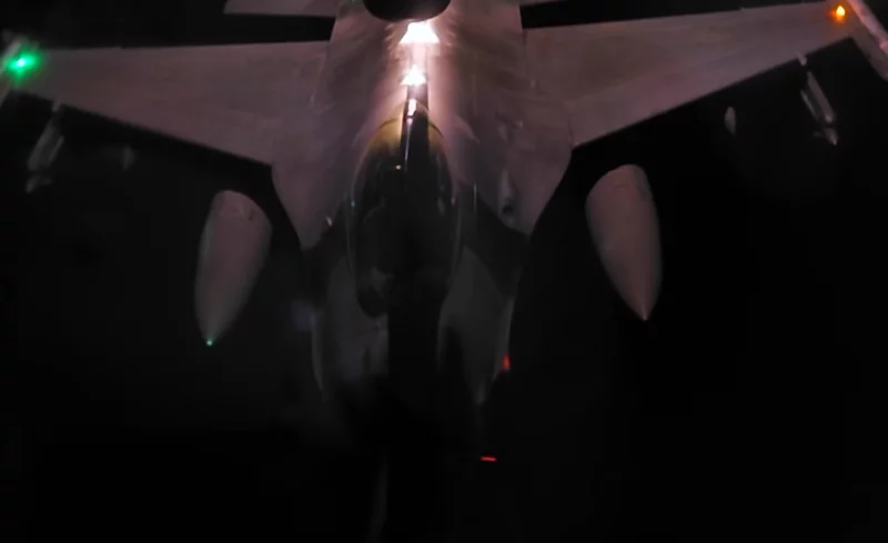 ภาพประกอบบทความ: Hawkeye Strike สหรัฐฯ ไล่ล่า ISIS ถล่มด่วน 70 แห่ง